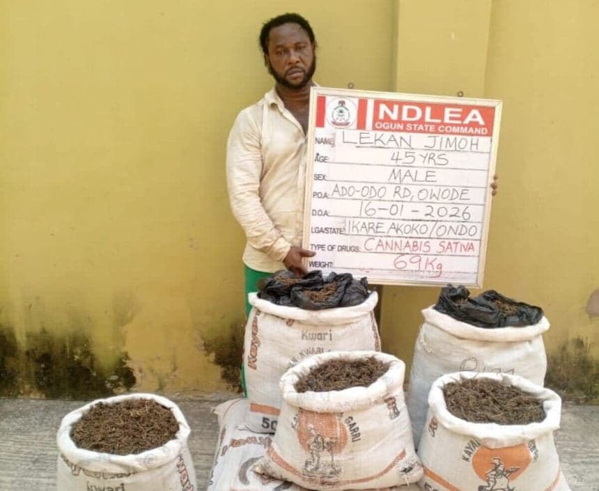 Wanted drug kingpin arrested 12 years after killing three officers