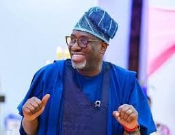 Atiku’s ally Segun Showunmi visits, spends ‘quality time’ with Tinubu