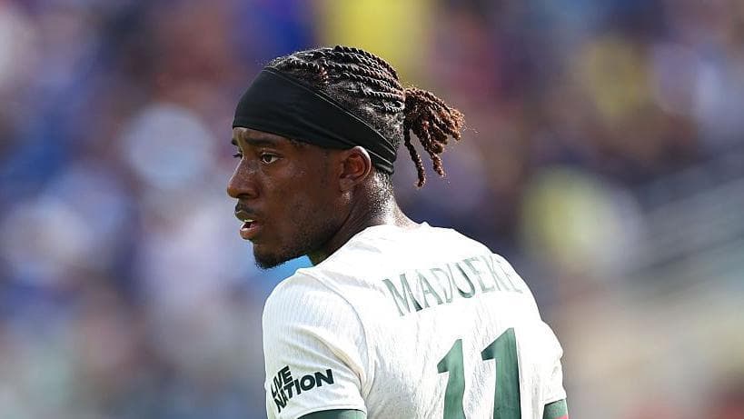 Drama as Arsenal fans sign petition against signing Madueke from Chelsea