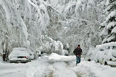 17 killed, flights grounded as deadly winter storm hits US