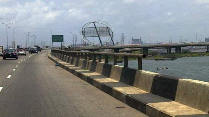 Residents Block Third Mainland Bridge to Protest Demolition in Lagos