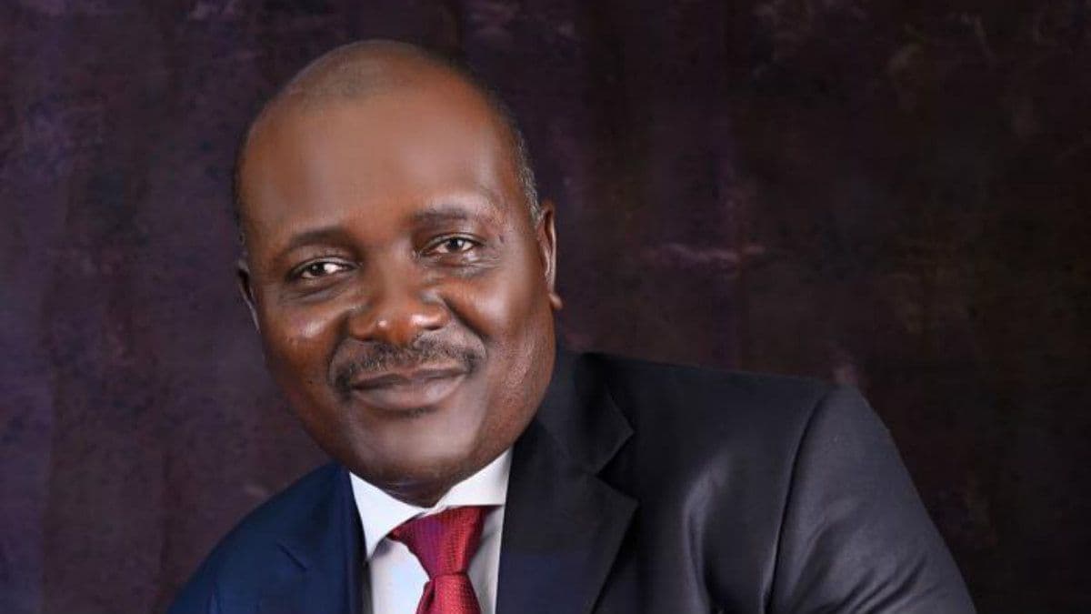 DAYLIGHT Publisher, Azuh Amatus celebrates EAGLE Online Publisher, Dotun Oladipo On His Birthday